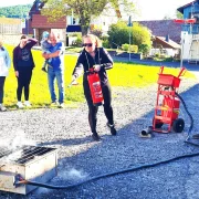 Feuerlöscher Übung